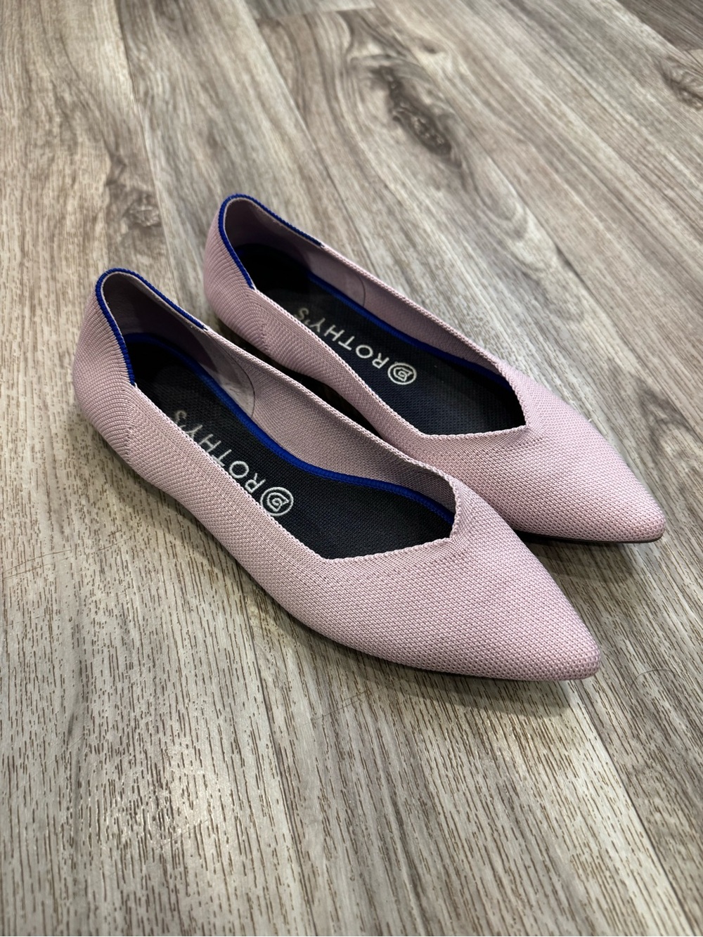 Rothy’s The Point Flats Women’s 9.5 Petal Pink Knit Pointed Toe Washable Shoes